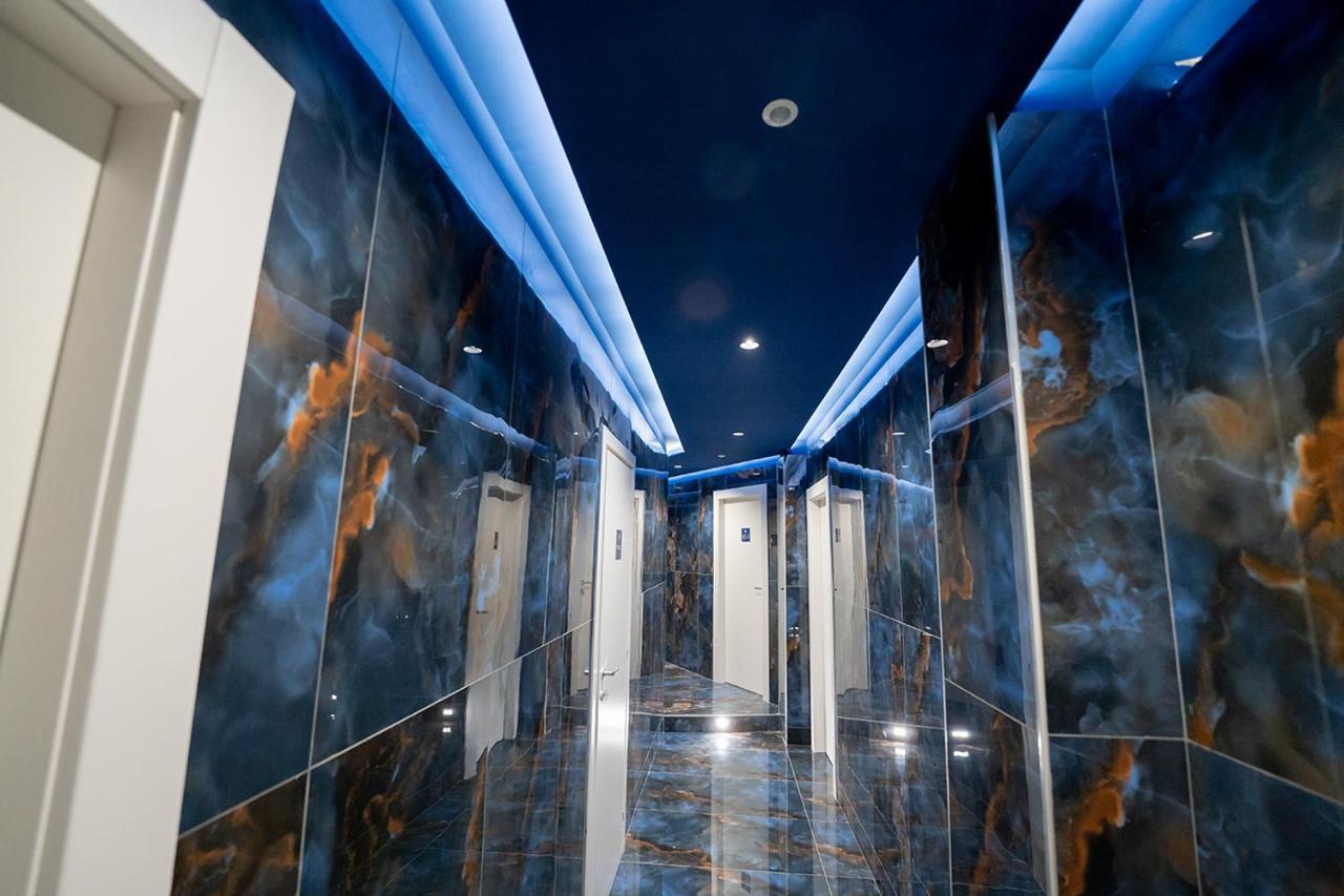 Greros H. Rooms Napoli Centro By Clapa Group Dislocated Hospitality Esterno foto
