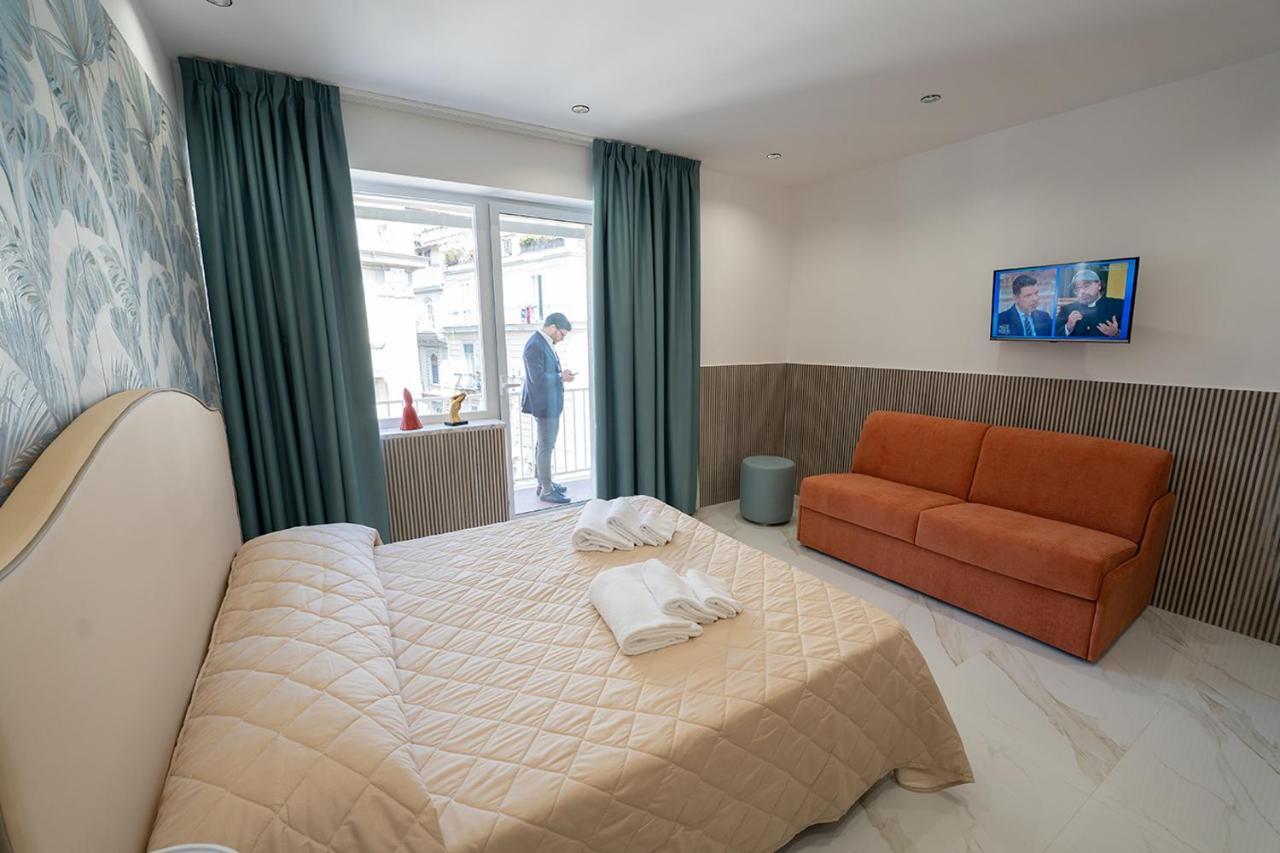 Greros H. Rooms Napoli Centro By Clapa Group Dislocated Hospitality Esterno foto