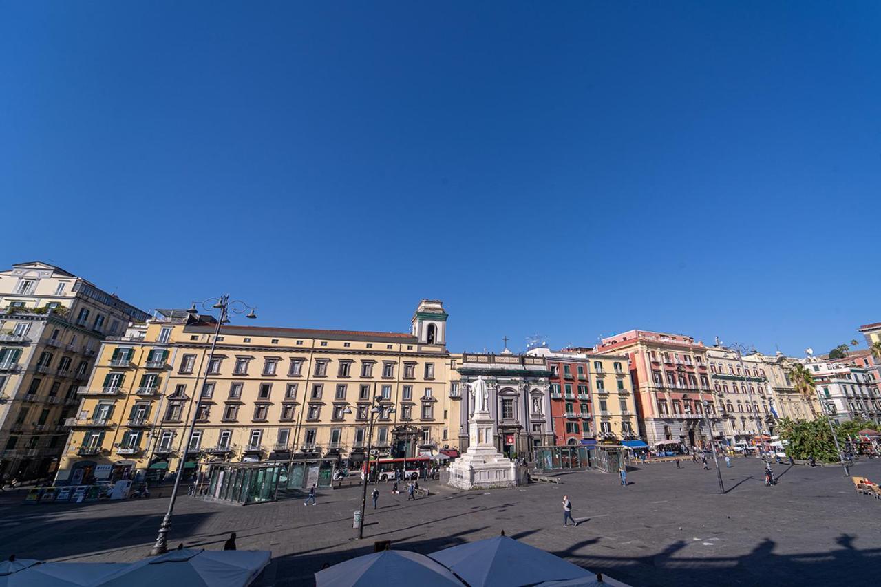 Greros H. Rooms Napoli Centro By Clapa Group Dislocated Hospitality Esterno foto