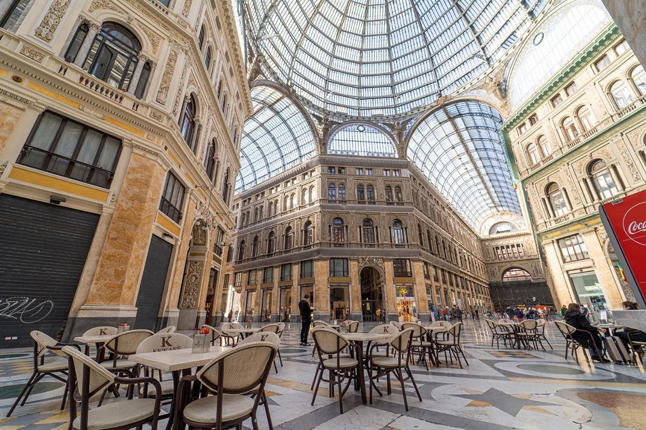 Greros H. Rooms Napoli Centro By Clapa Group Dislocated Hospitality Esterno foto