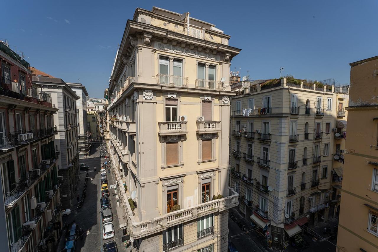 Greros H. Rooms Napoli Centro By Clapa Group Dislocated Hospitality Esterno foto