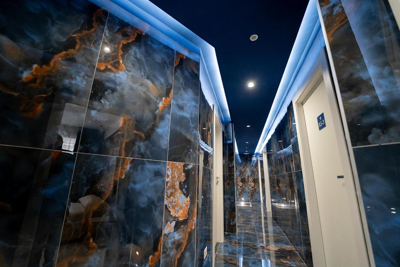 Greros H. Rooms Napoli Centro By Clapa Group Dislocated Hospitality Esterno foto