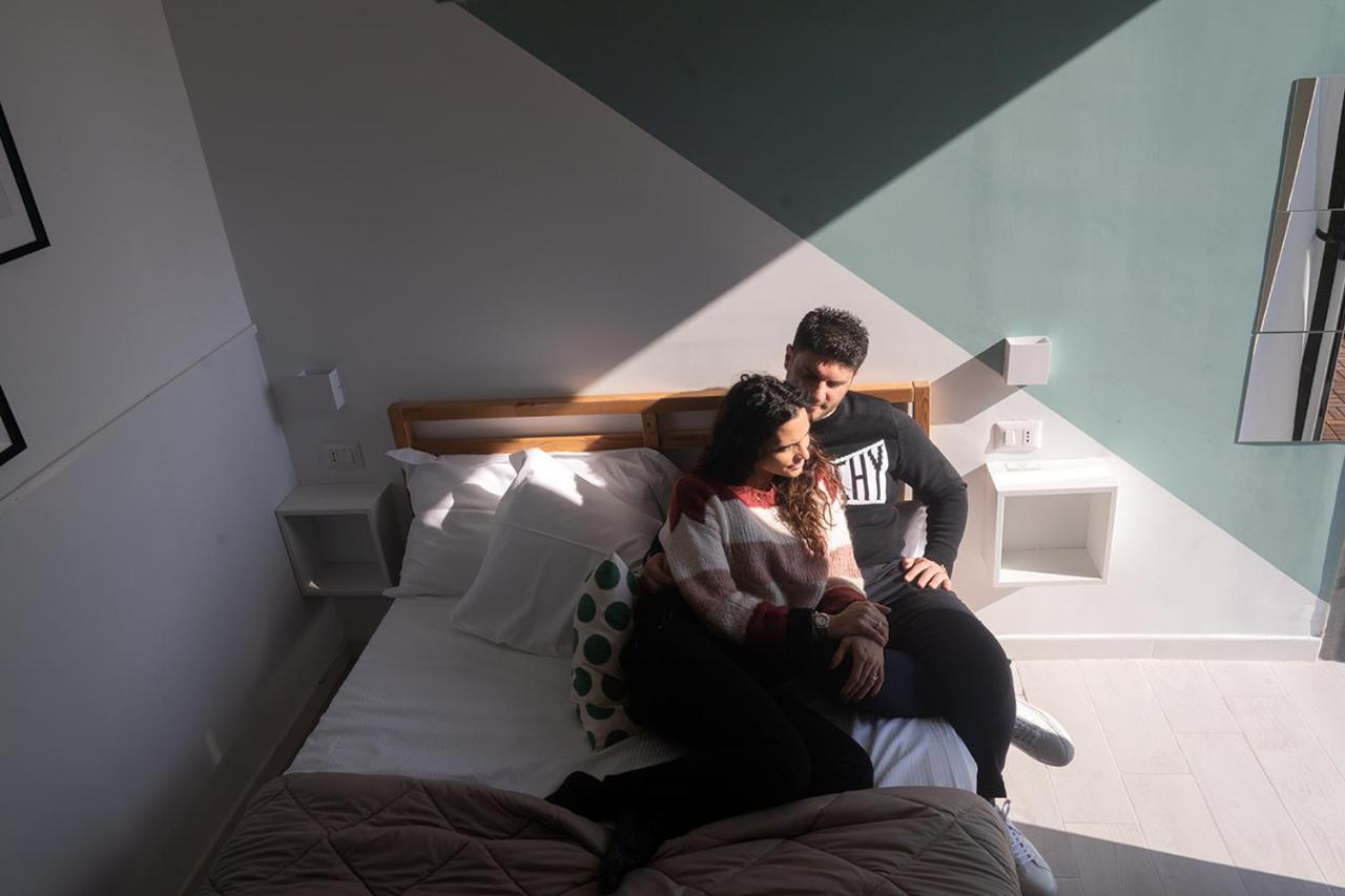 Greros H. Rooms Napoli Centro By Clapa Group Dislocated Hospitality Esterno foto