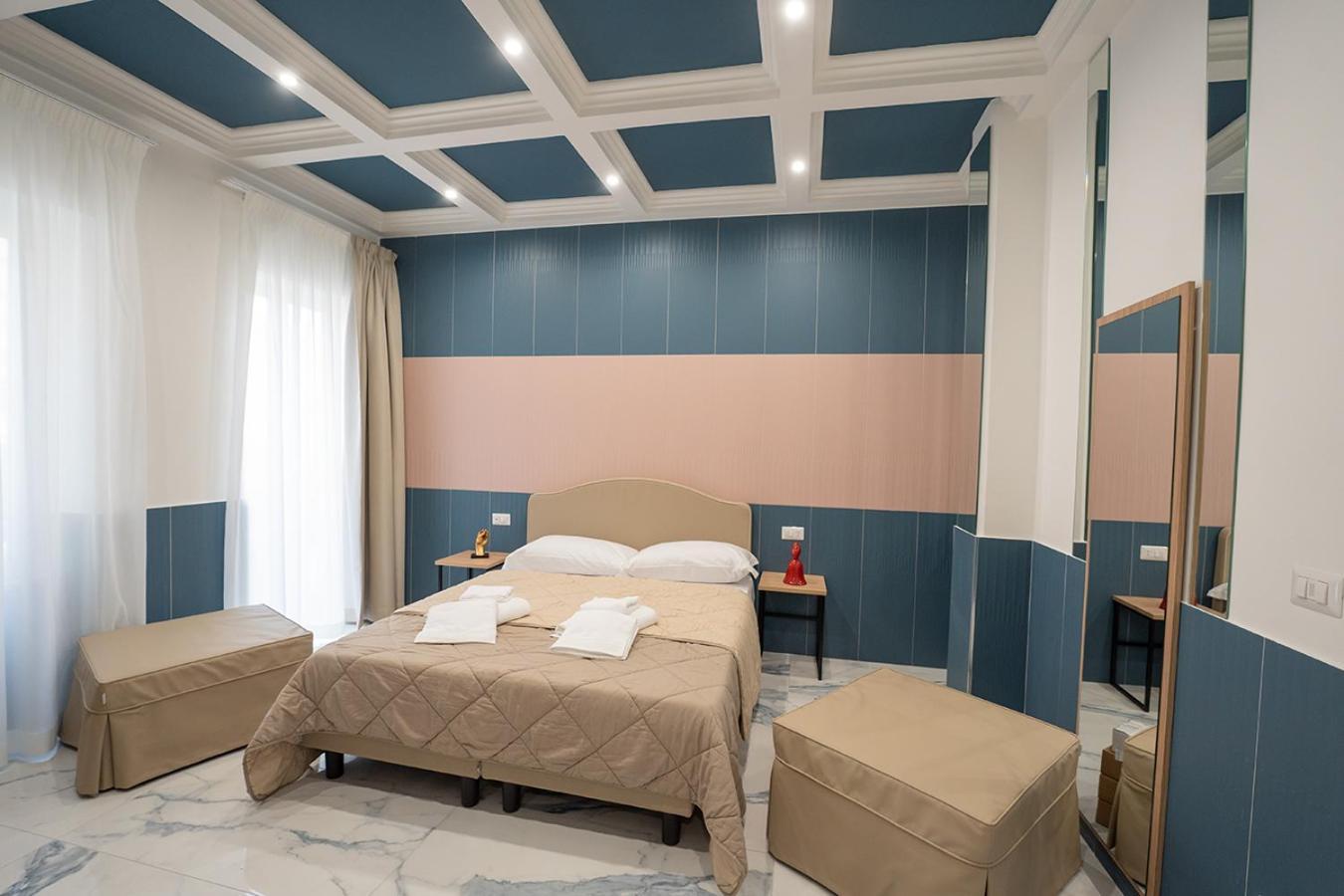 Greros H. Rooms Napoli Centro By Clapa Group Dislocated Hospitality Esterno foto